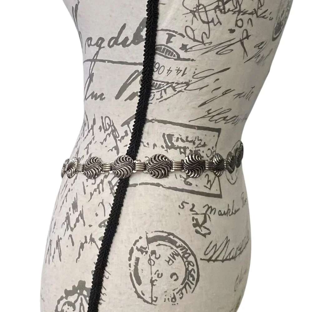 VTG‎ Waist Belt Antique Silver Tone Metal Swirls Boho Western 28” 70’s Classic